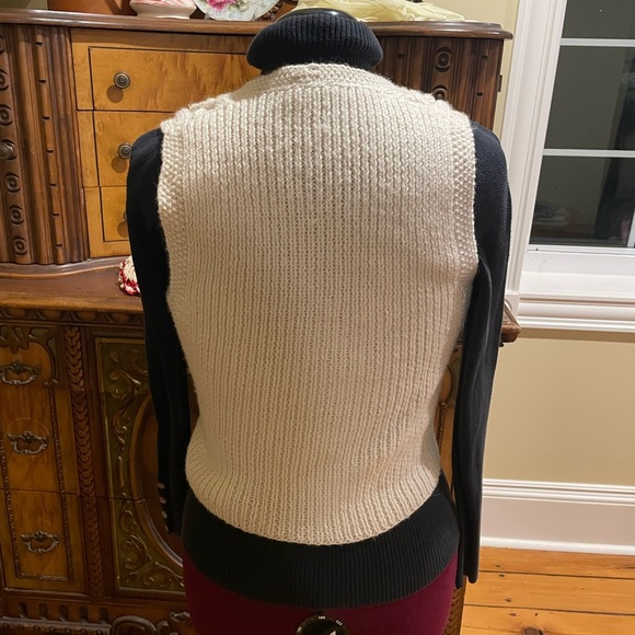 Handknit wool vest - Picture 3 of 6